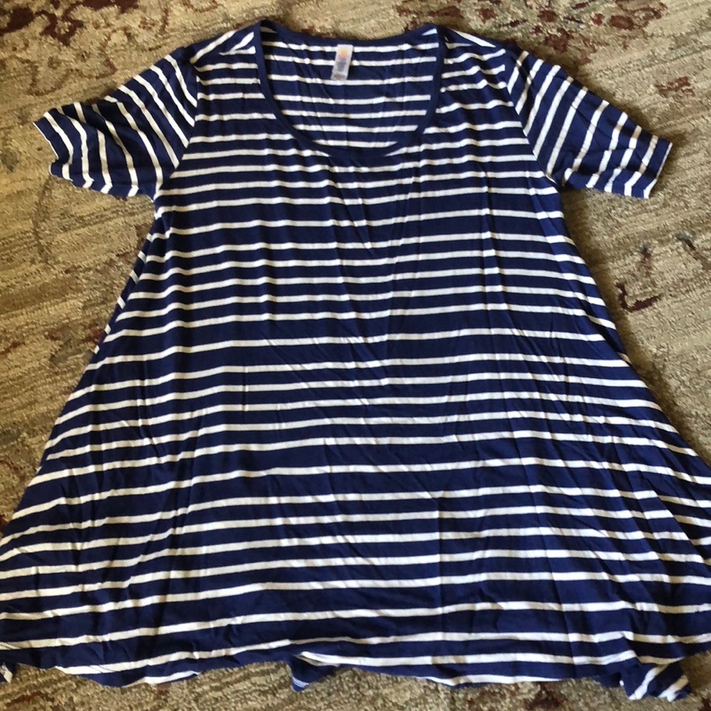 Lularoe XXS Perfect Tee